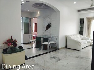 Living Room in 3 BHK Apartment at Lohana Colony – for Rent