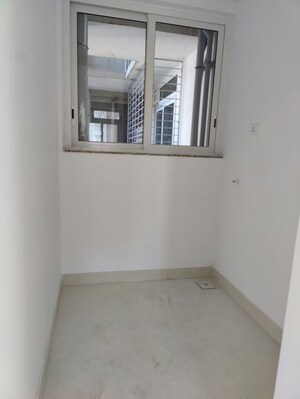 Room in 3 BHK Apartment at Runwal Forests, Kanjurmarg West – for Rent