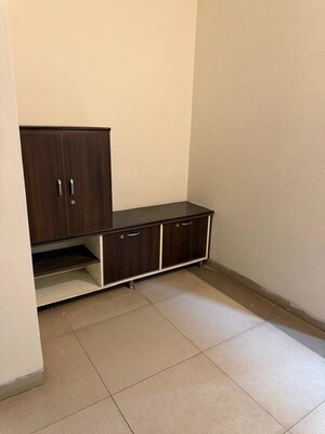 Room in 2 BHK Apartment at Aparna Cyber Life, Nallagandla – for Rent