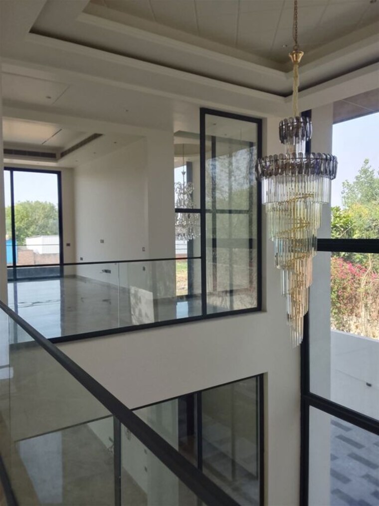 Kitchen, chattarpur 5 Bedroom 1008 Sq.Yd. Independent House In Chattarpur Delhi 10331433