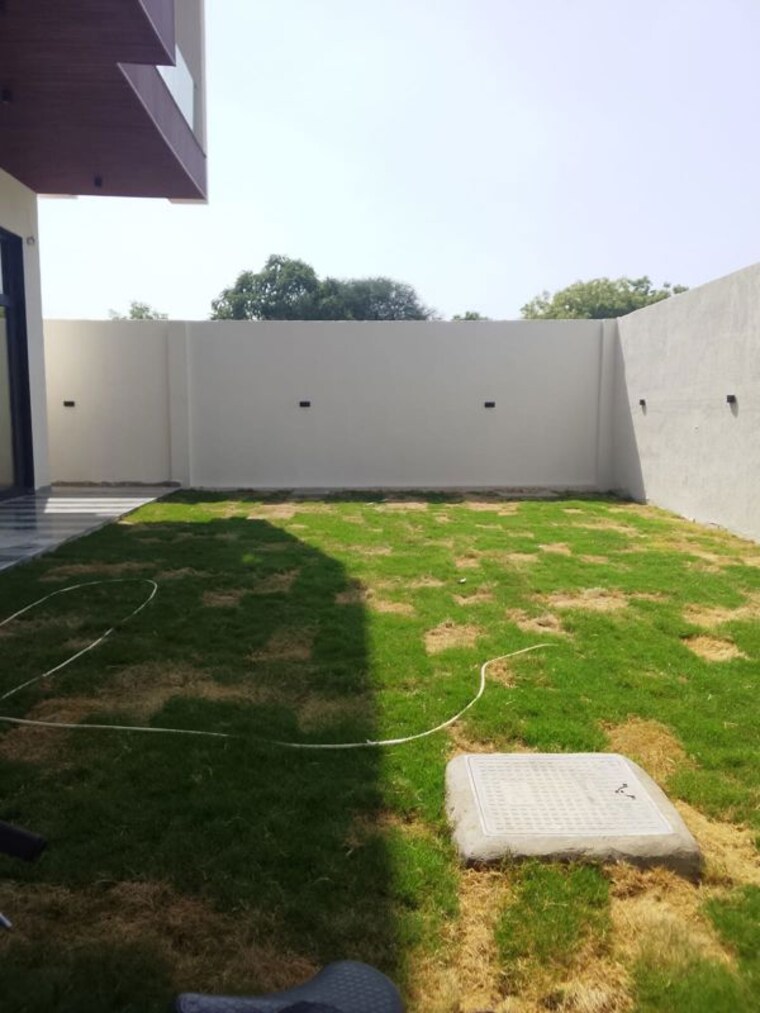 Bedroom, chattarpur 5 Bedroom 1008 Sq.Yd. Independent House In Chattarpur Delhi 10331433