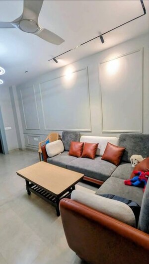 Bedroom in 2 BHK Builder Floor at Sector 56 – for Rent