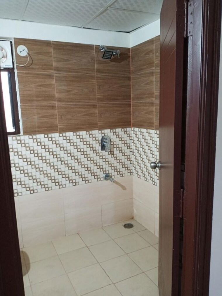 Bathroom, kadugodi 2.5 Bedroom 1348 Sq.Ft. Apartment In Kadugodi Bangalore 10331406