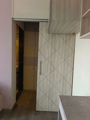 2 BHK Apartment For Rent in Runwal Pearl, Manpada