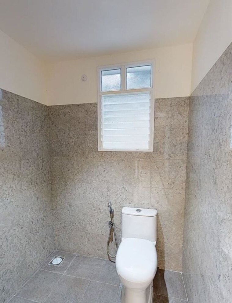 Bathroom, siruseri 2 Bedroom 865 Sq.Ft. Apartment In Siruseri Chennai 10331474