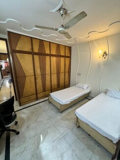 Pg For Rent in Lajpat Nagar II