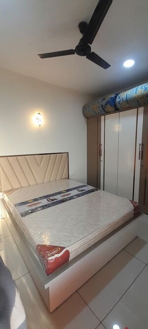 Bedroom in 2 BHK Apartment at Chandak 34 Park Estate, Goregaon West – for Rent