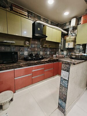 Kitchen in 2 BHK Builder Floor at Sector 42 – for Rent