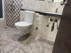 Bathroom in 2.5 BHK Apartment at Mahagun Mirabella, Sector 79 – for Rent