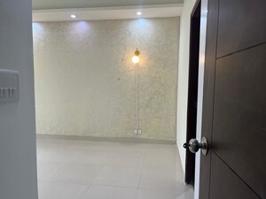 Bathroom in 2.5 BHK Apartment at Mahagun Mirabella, Sector 79 – for Rent
