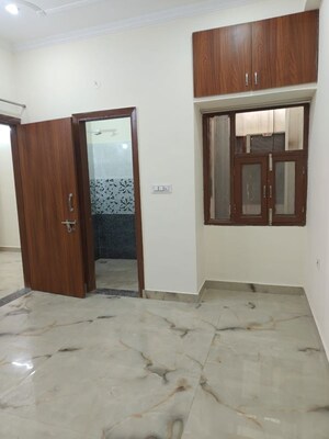 1 BHK Builder Floor For Rent in Saket