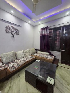 2 BHK + Pooja Room Builder Floor For Rent in Sector 31