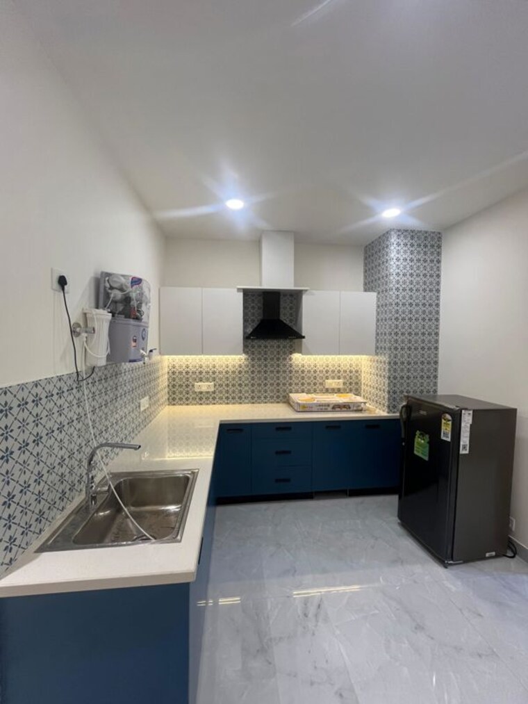 Kitchen, sushant lok i 2 Bedroom 1200 Sq.Ft. Builder Floor In Sushant Lok I Gurgaon 10331541