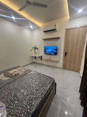 Bedroom in 2 BHK Builder Floor at Sushant Lok I – for Rent