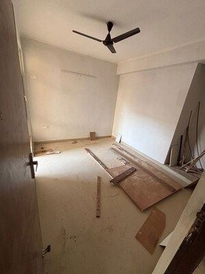 Bathroom in 2.5 BHK Apartment at Supertech Eco Village II, Sector 16b Greater Noida – for Sale