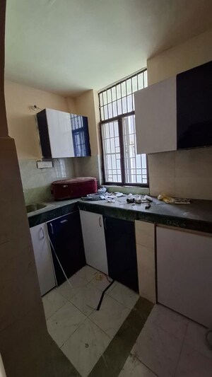 Kitchen in 1 BHK Apartment at Sector 10 Greater Noida – for Rent