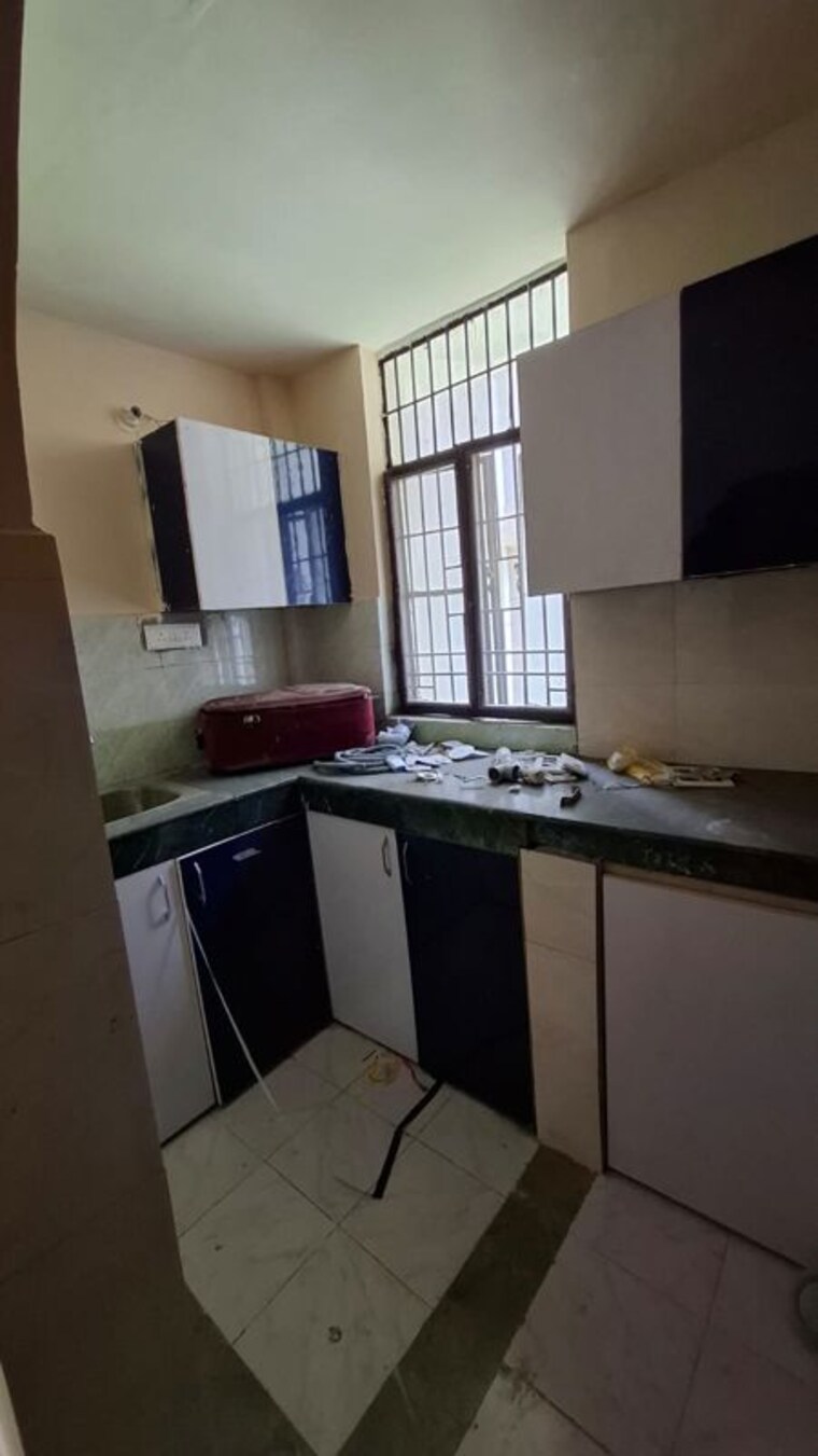 Kitchen, sector 10 greater noida 1 Bedroom 30 Sq.Mt. Apartment In Sector 10 Greater Noida Greater Noida 10331514