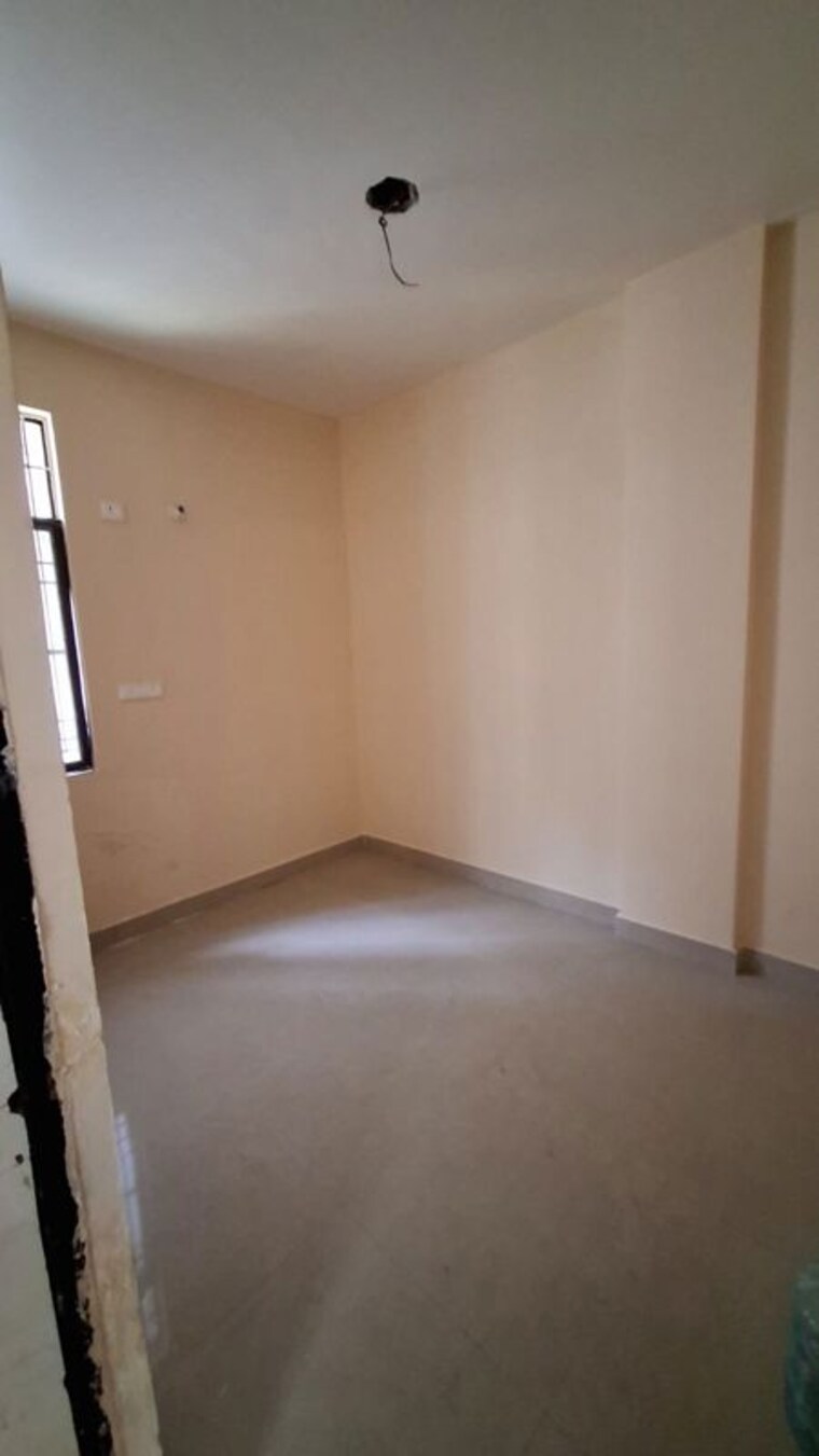 Room, sector 10 greater noida 1 Bedroom 30 Sq.Mt. Apartment In Sector 10 Greater Noida Greater Noida 10331514