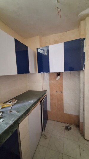 Kitchen in 1 BHK Apartment at Sector 10 Greater Noida – for Rent