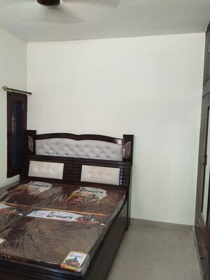 2 BHK Builder Floor For Rent in Sector 52