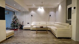 Building Lobby in 4 BHK Apartment at Hiranandani Gardens Eden Bungalows, Powai – for Sale