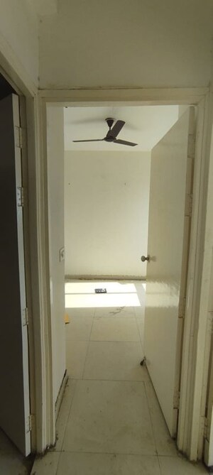 Lobby in 2 BHK Apartment at Signature Global The Millennia, Sector 37d – for Rent