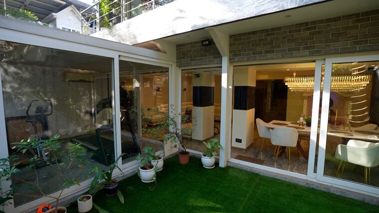  Parking, hiranandani-gardens-eden-bungalows 5 Bedroom 3750 Sq.Ft. Apartment In Powai Mumbai 10331542