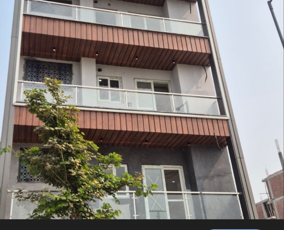 3 BHK 150 Sq.Yd. Builder Floor in BPTP District 3