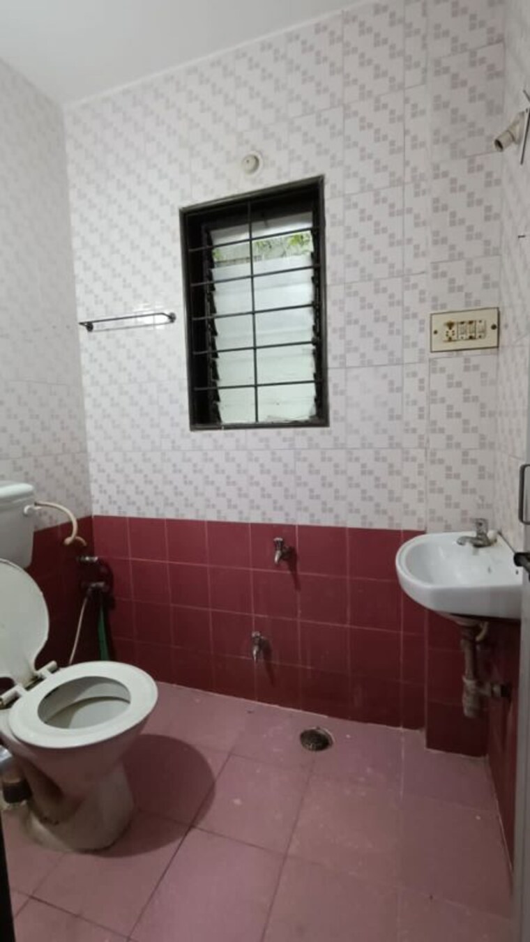 Bathroom, rambaug colony Pg For Boys & Girls In Rambaug Colony 10331591