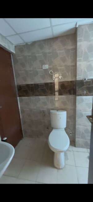 Bathroom in 4 BHK Apartment at Supertech Ecovillage I, Sector 1 Greater Noida – for Rent