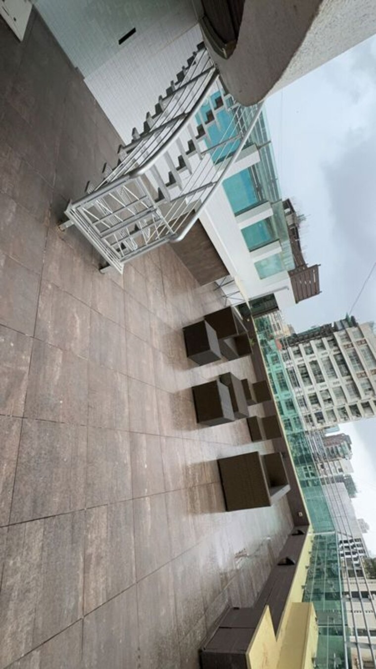 Cover Image, lokhandwala-imperial-heights 4 Bedroom 3700 Sq.Ft. Apartment In Bandra West Mumbai 10331501
