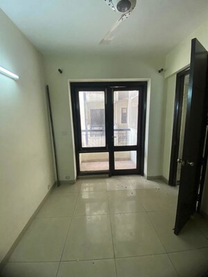 Building Lobby in 2 BHK Apartment at Eros Kenwood Tower, Sector 39 – for Rent