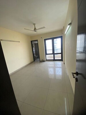 Building Lobby in 2 BHK Apartment at Eros Kenwood Tower, Sector 39 – for Rent