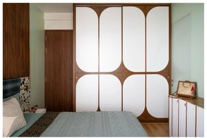 Furnished Amenities in 2 BHK Apartment at Balaji Delta Central, Kharghar – for Sale