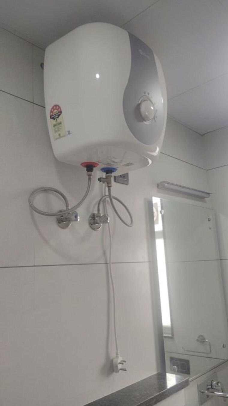 Bathroom, sector 57 1 Bedroom 1200 Sq.Ft. Builder Floor In Sector 57 Gurgaon 10331634