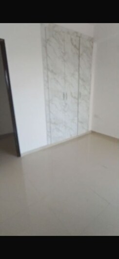 2 BHK Apartment For Sale in Windsor Paradise 2