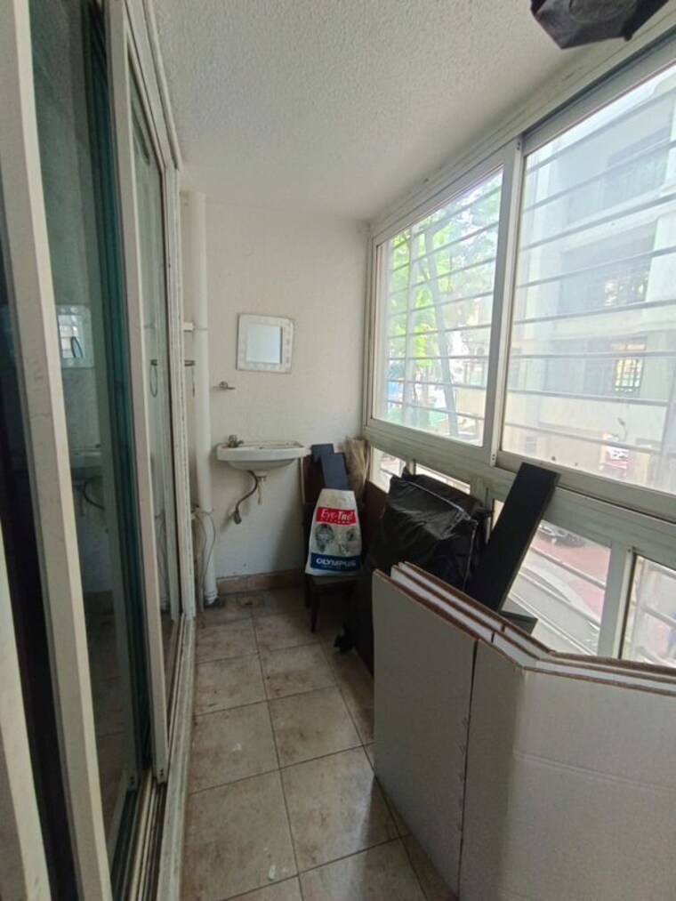 Balcony, supralina-chs 2 Bedroom 810 Sq.Ft. Apartment In Chembur Mumbai 10331659