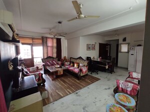 4 BHK Apartment For Rent in Sector 45