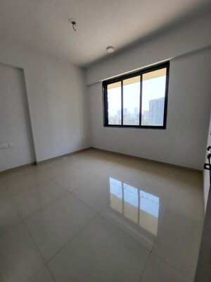 Room in 1 BHK Apartment at Highland Pearl, Thane West – for Rent