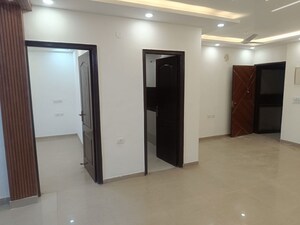 2.5 BHK Apartment For Rent in Uninav Heights Phase I, Raj Nagar Extension