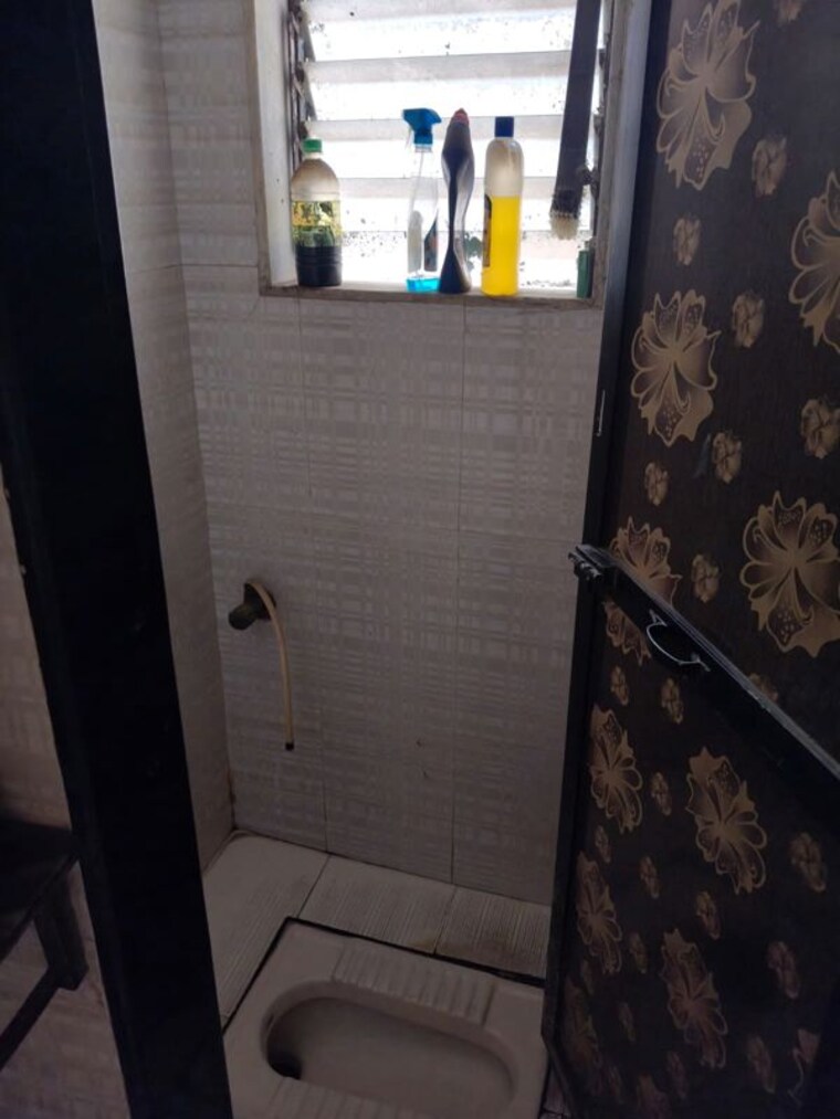 Bathroom, guru-sankalp-chs 1 Bedroom 550 Sq.Ft. Apartment In New Panvel Navi Mumbai 10331732
