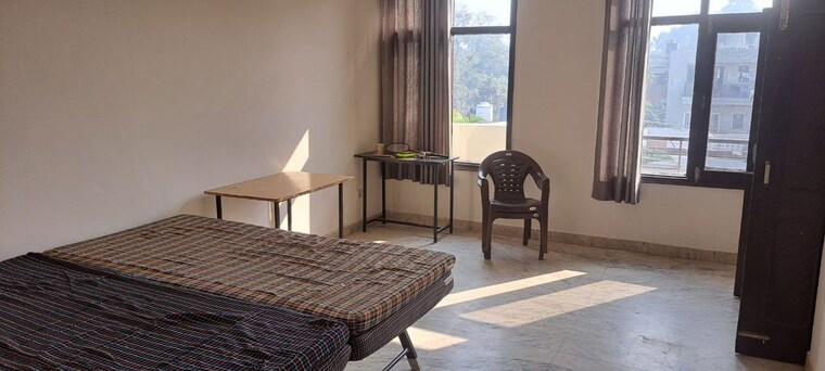 Bedroom, sector 43 3 Bedroom 1500 Sq.Ft. Builder Floor In Sector 43 Chandigarh 10331744