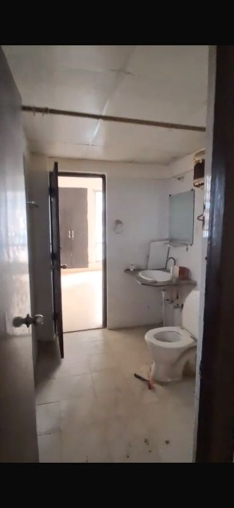 Bathroom, value-infra-meadows-vista2 3 Bedroom 1308 Sq.Ft. Apartment In Raj Nagar Extension Ghaziabad 10331741