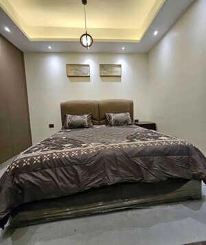 Bedroom in 1 BHK Builder Floor at Saket – for Rent