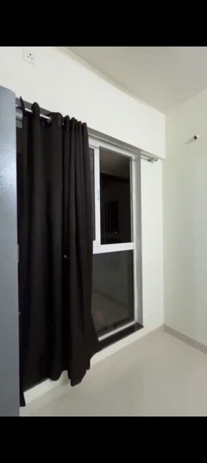 Building Lobby in 1.5 BHK Apartment at Sheth Avante, Kanjurmarg West – for Sale