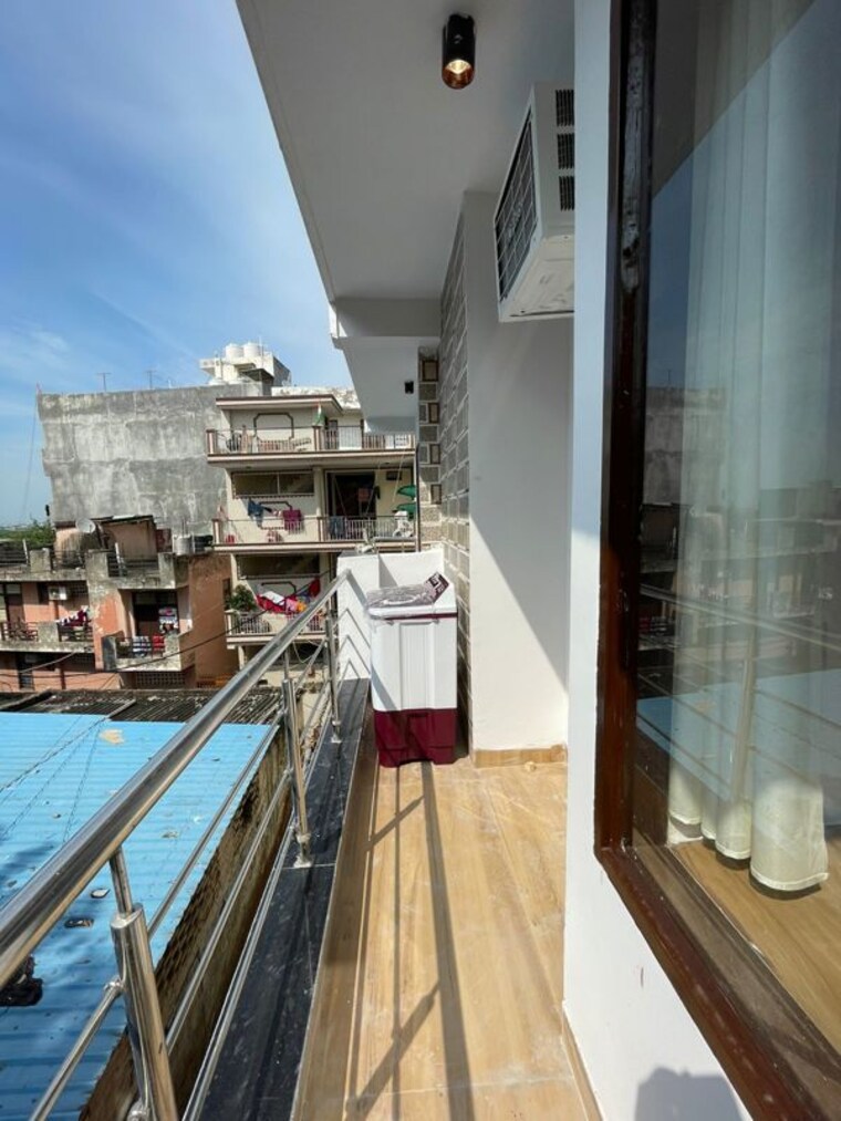 Balcony, saket 1 Bedroom 800 Sq.Ft. Builder Floor In Saket Delhi 10331771