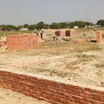 1265 Sq.Ft. Plot in Kaazi Sarai
