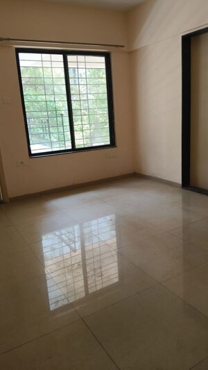 Room in 3.5 BHK Apartment at Oakwood Hills, Baner – for Rent