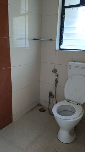 Bathroom in 3.5 BHK Apartment at Oakwood Hills, Baner – for Rent