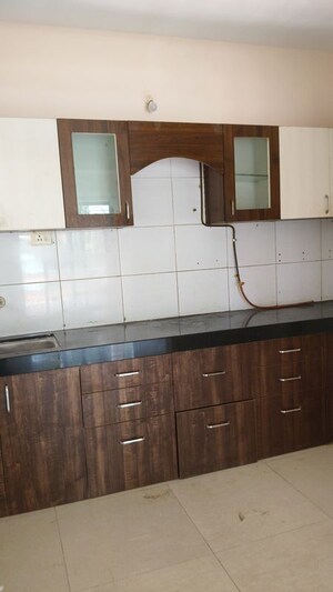 Kitchen in 3.5 BHK Apartment at Oakwood Hills, Baner – for Rent